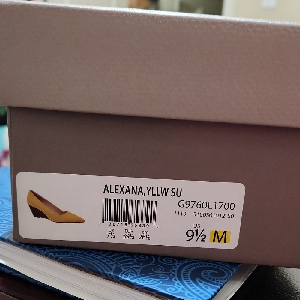 Franco Sarto Mustart Gold Wedge Shoes
